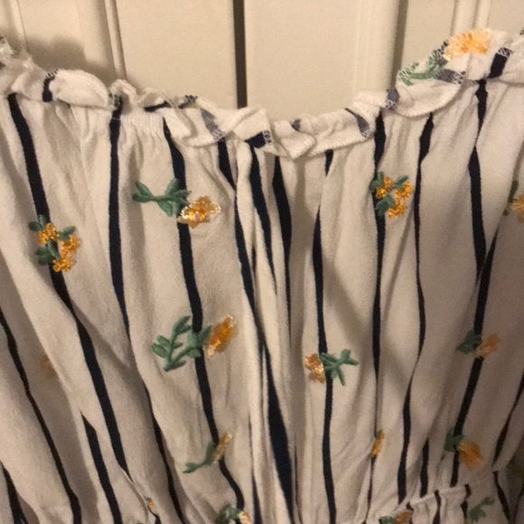 la hearts flower romper - Picture 2 of 3